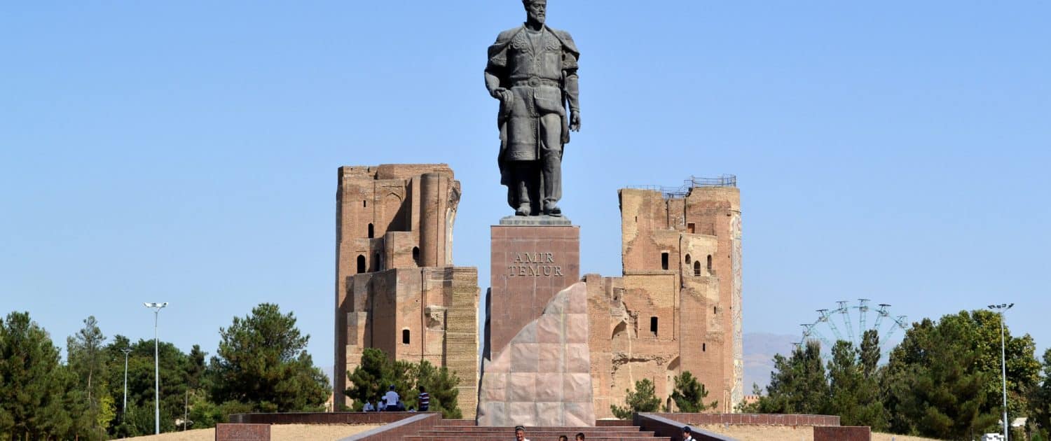 Timur statue i Usbekistan