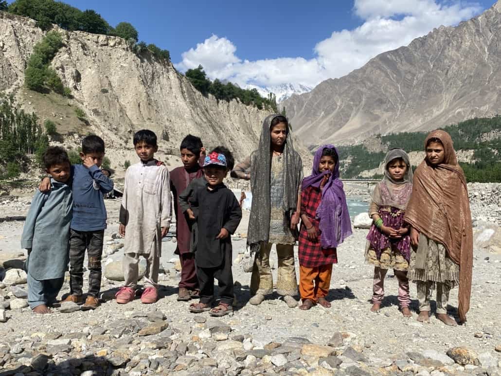 Gulgraverbørn i Pakistan