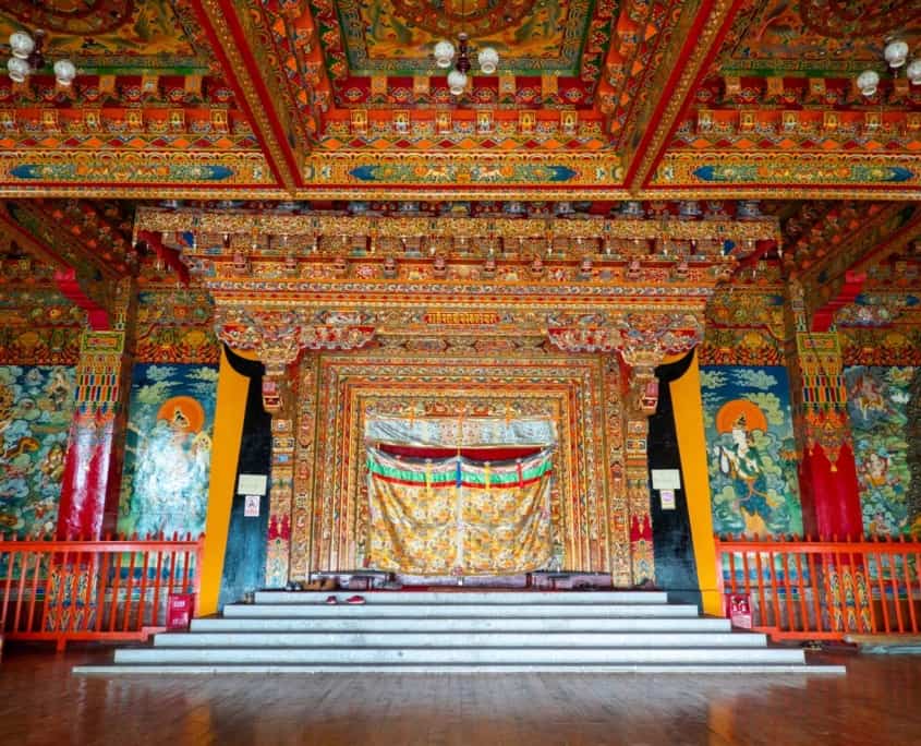 Tibetansk kloster i Litang på rejser til Kina