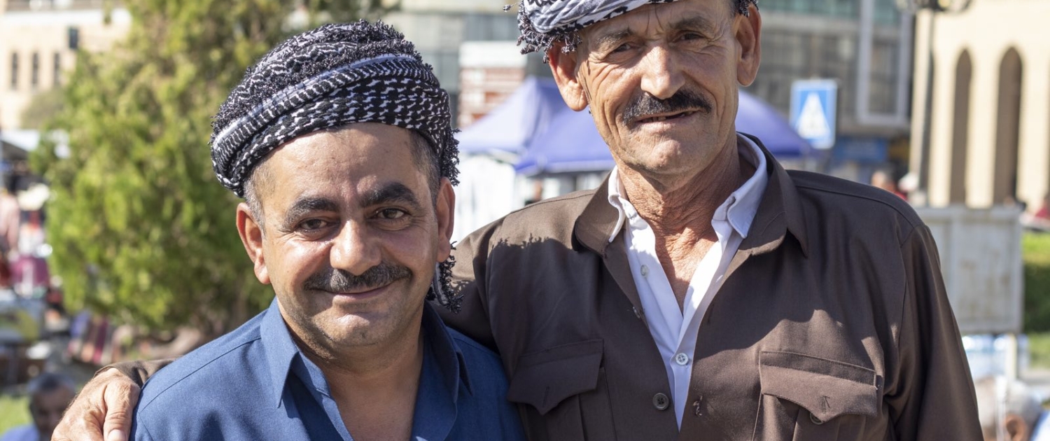 Kurdiske mænd på rejser til Kurdistan
