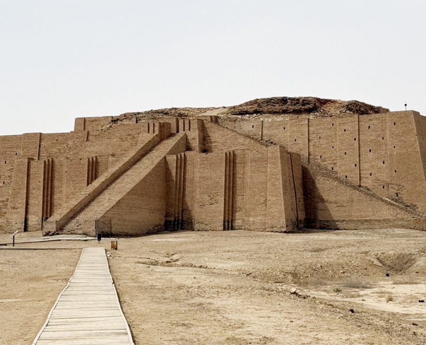 Ur - ziggurat - på rejser til irak
